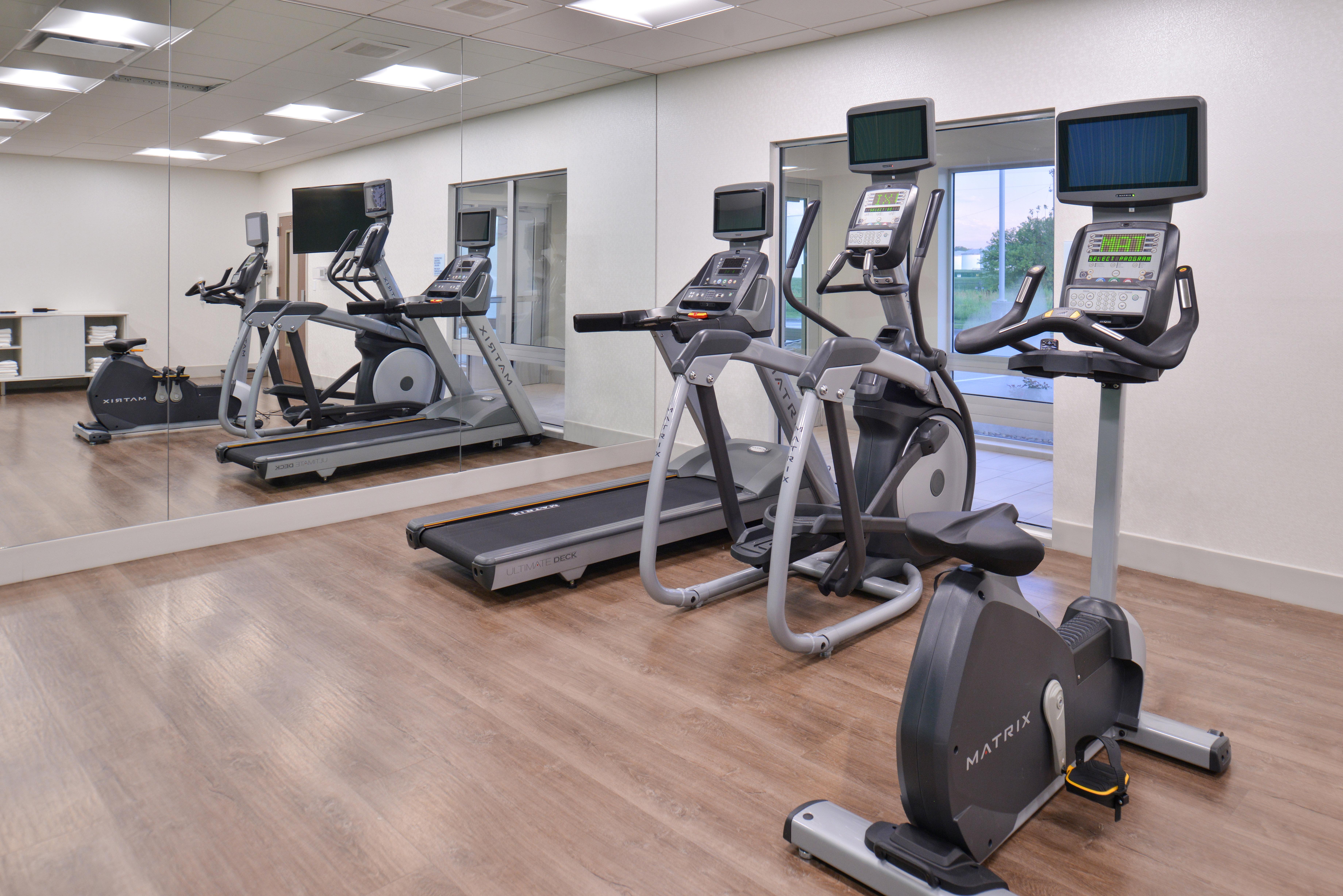 Holiday Inn Express & Suites Omaha Airport By Ihg Carter Lake Εξωτερικό φωτογραφία