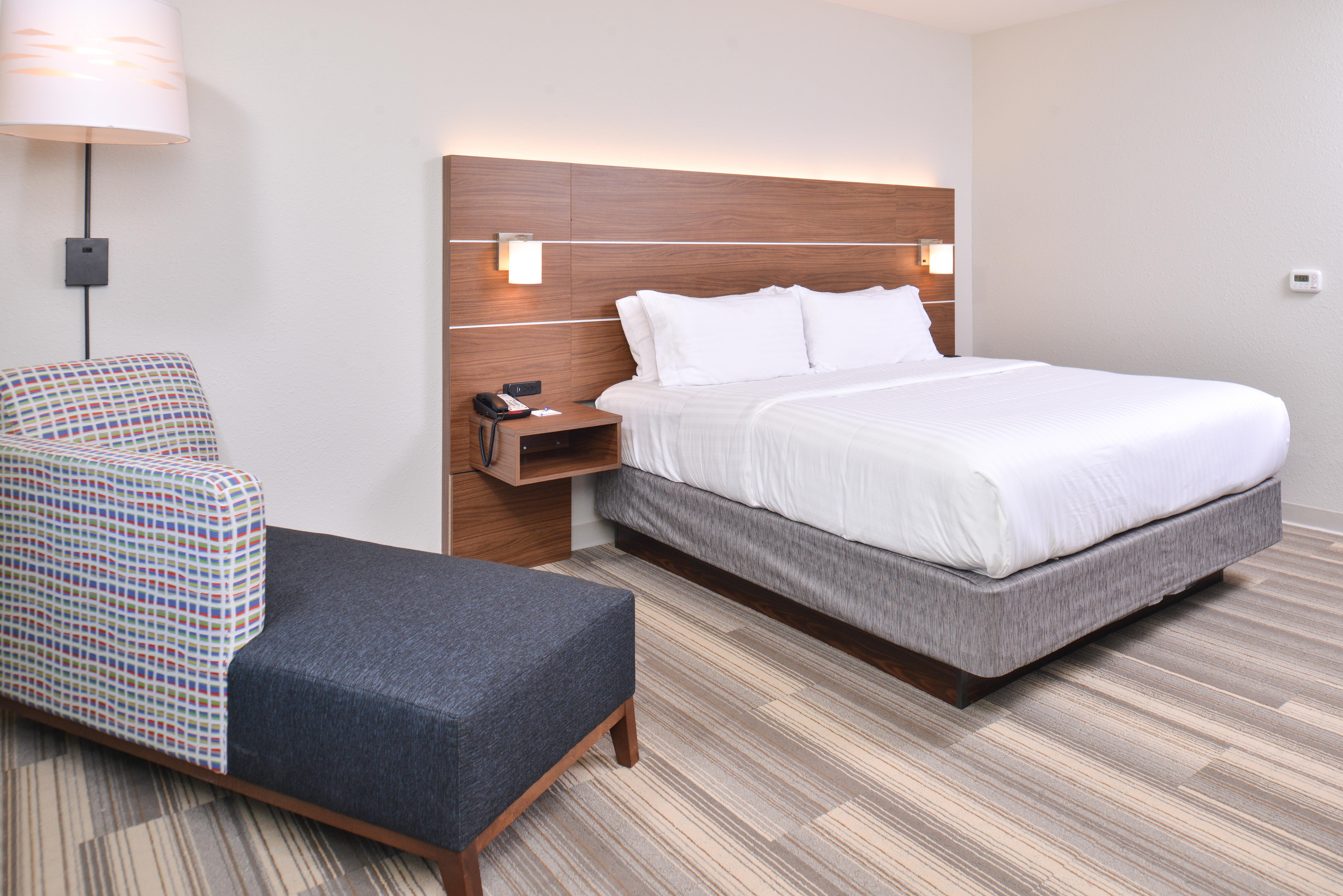 Holiday Inn Express & Suites Omaha Airport By Ihg Carter Lake Εξωτερικό φωτογραφία