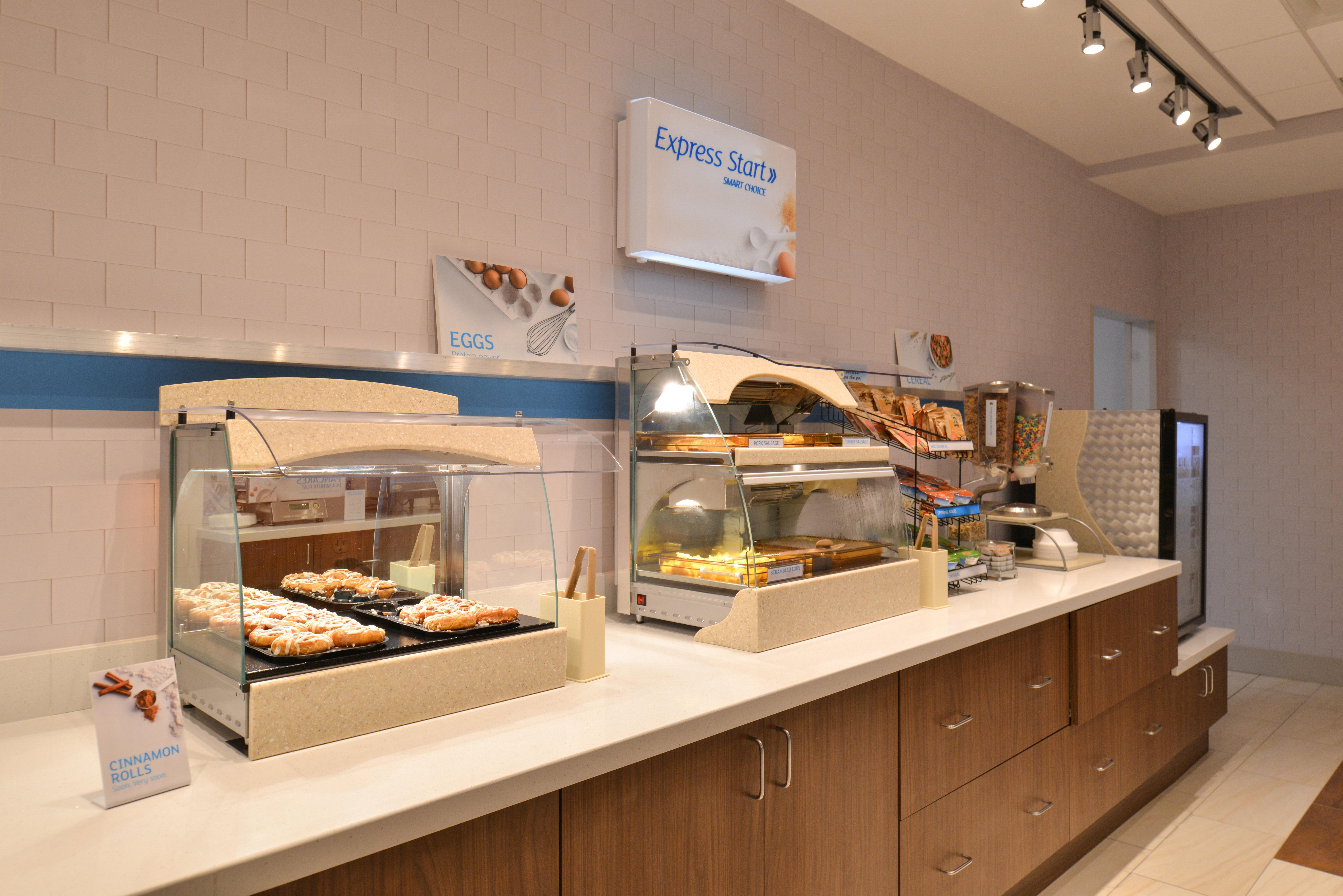Holiday Inn Express & Suites Omaha Airport By Ihg Carter Lake Εξωτερικό φωτογραφία