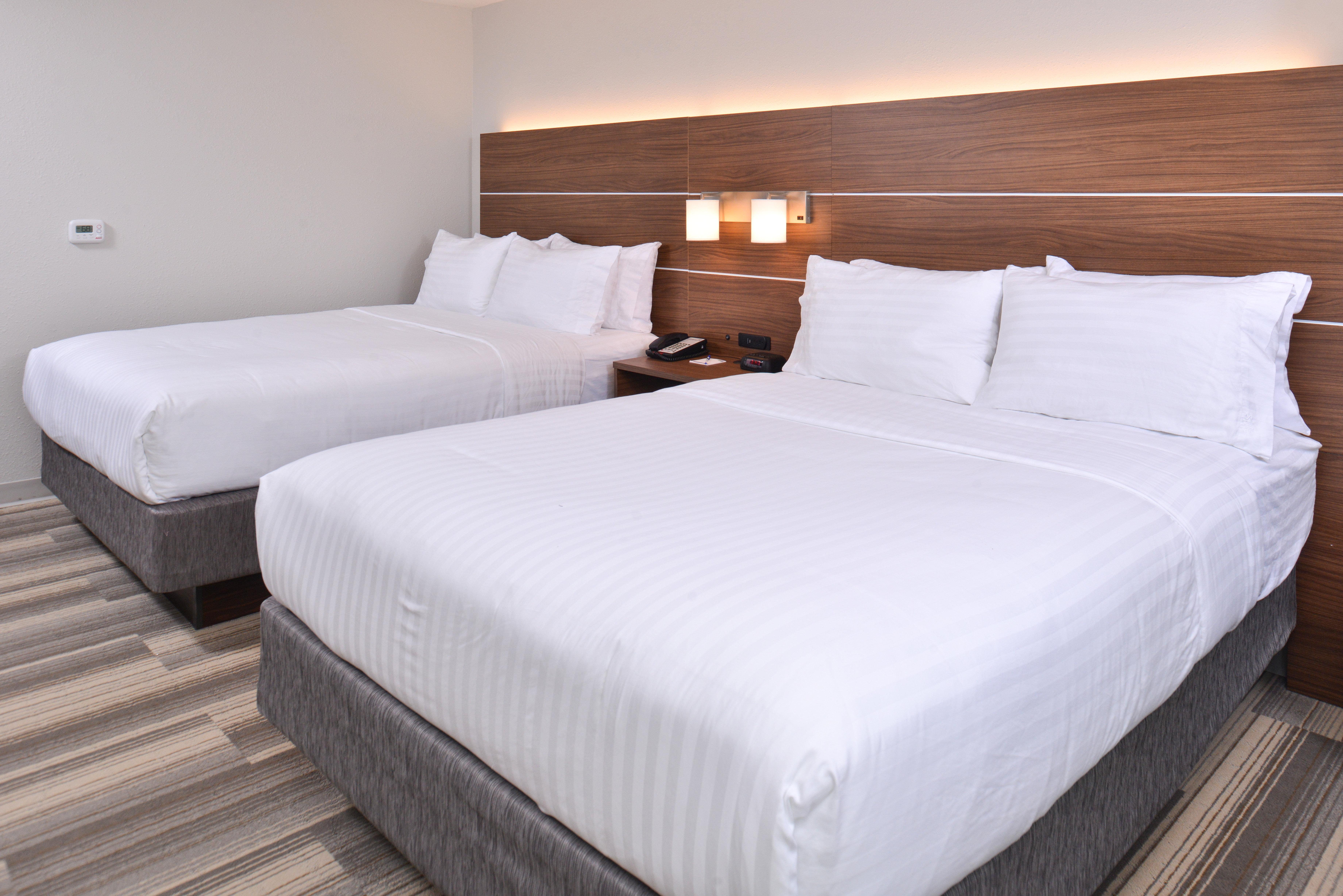 Holiday Inn Express & Suites Omaha Airport By Ihg Carter Lake Εξωτερικό φωτογραφία