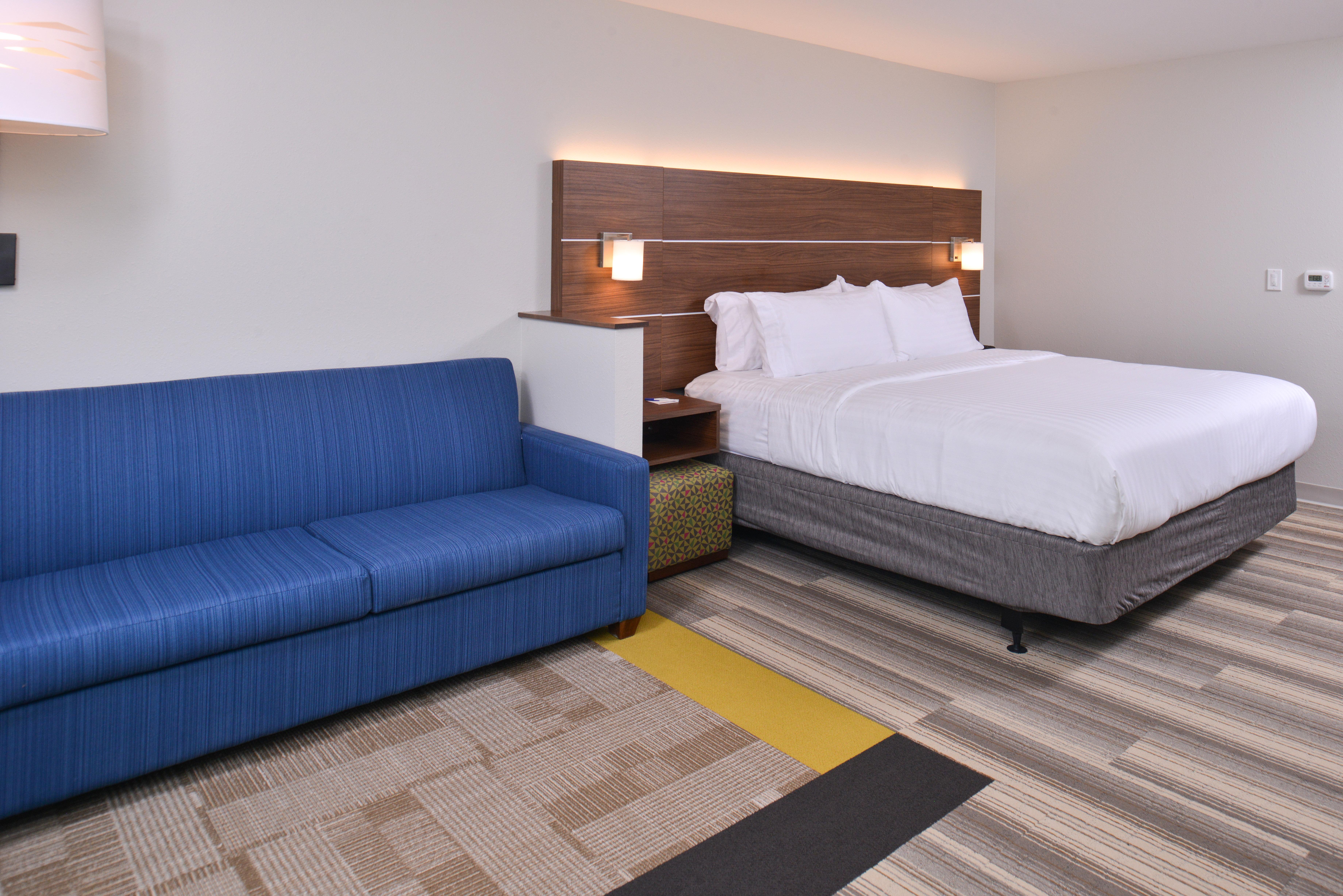 Holiday Inn Express & Suites Omaha Airport By Ihg Carter Lake Εξωτερικό φωτογραφία