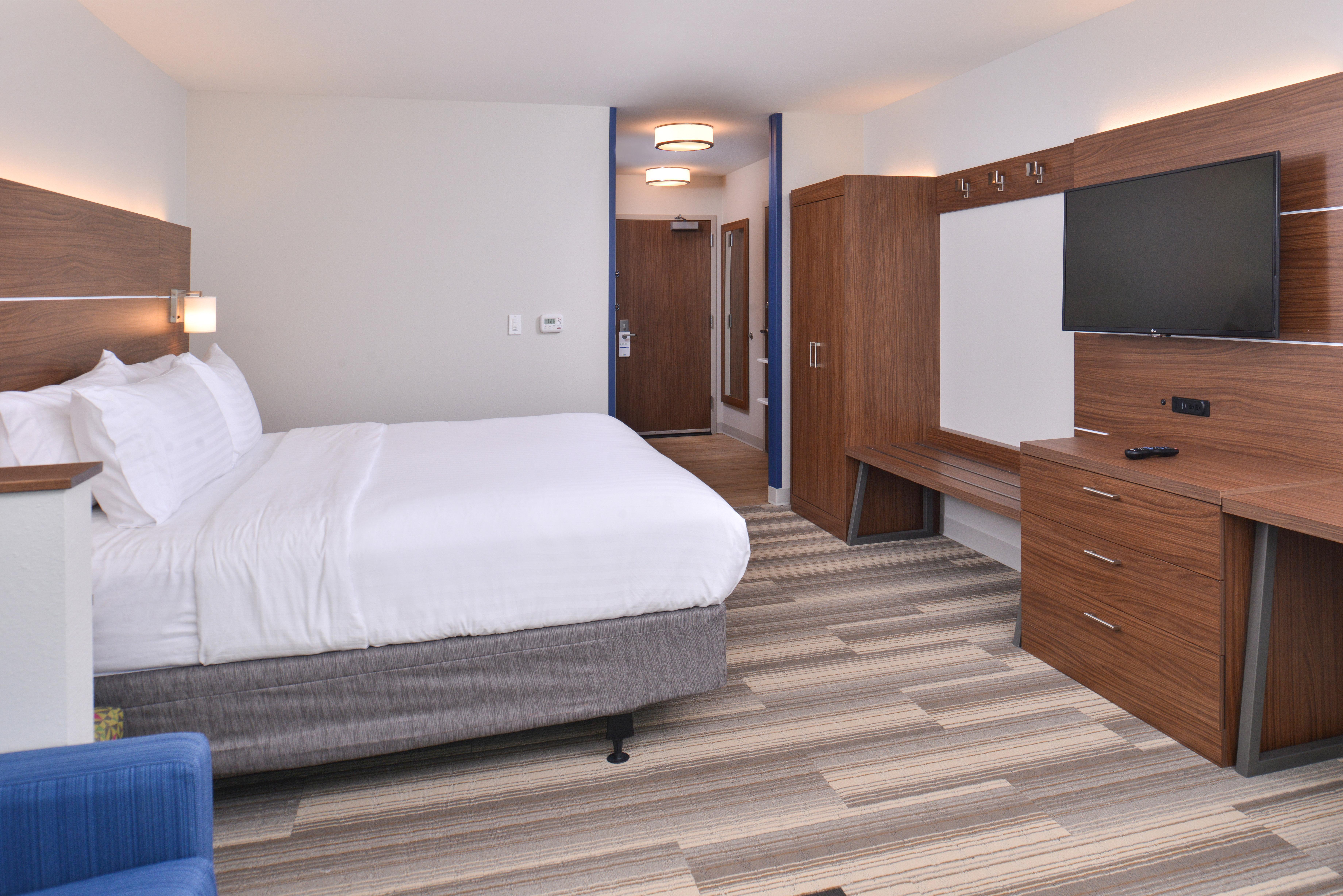Holiday Inn Express & Suites Omaha Airport By Ihg Carter Lake Εξωτερικό φωτογραφία